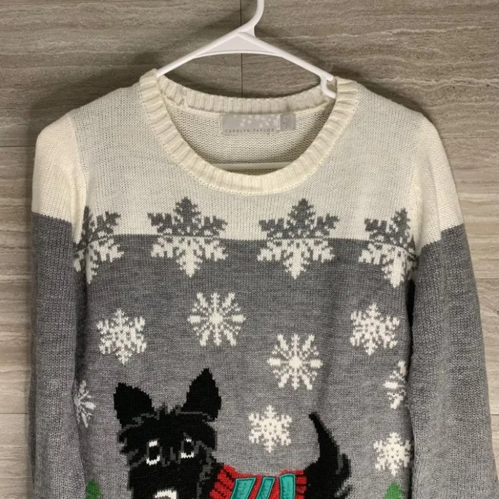 Women’s Carolyn Taylor Dog Christmas Sweater - Picture 4 of 7